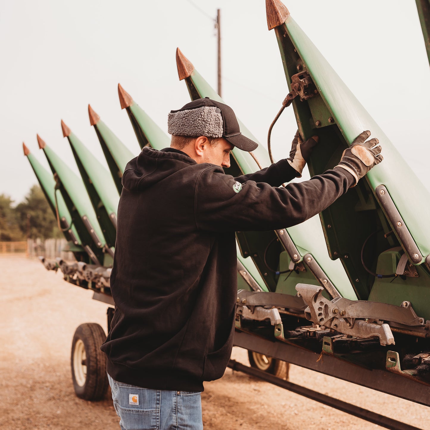 MEN's Black Ironwood-Trapper Hat