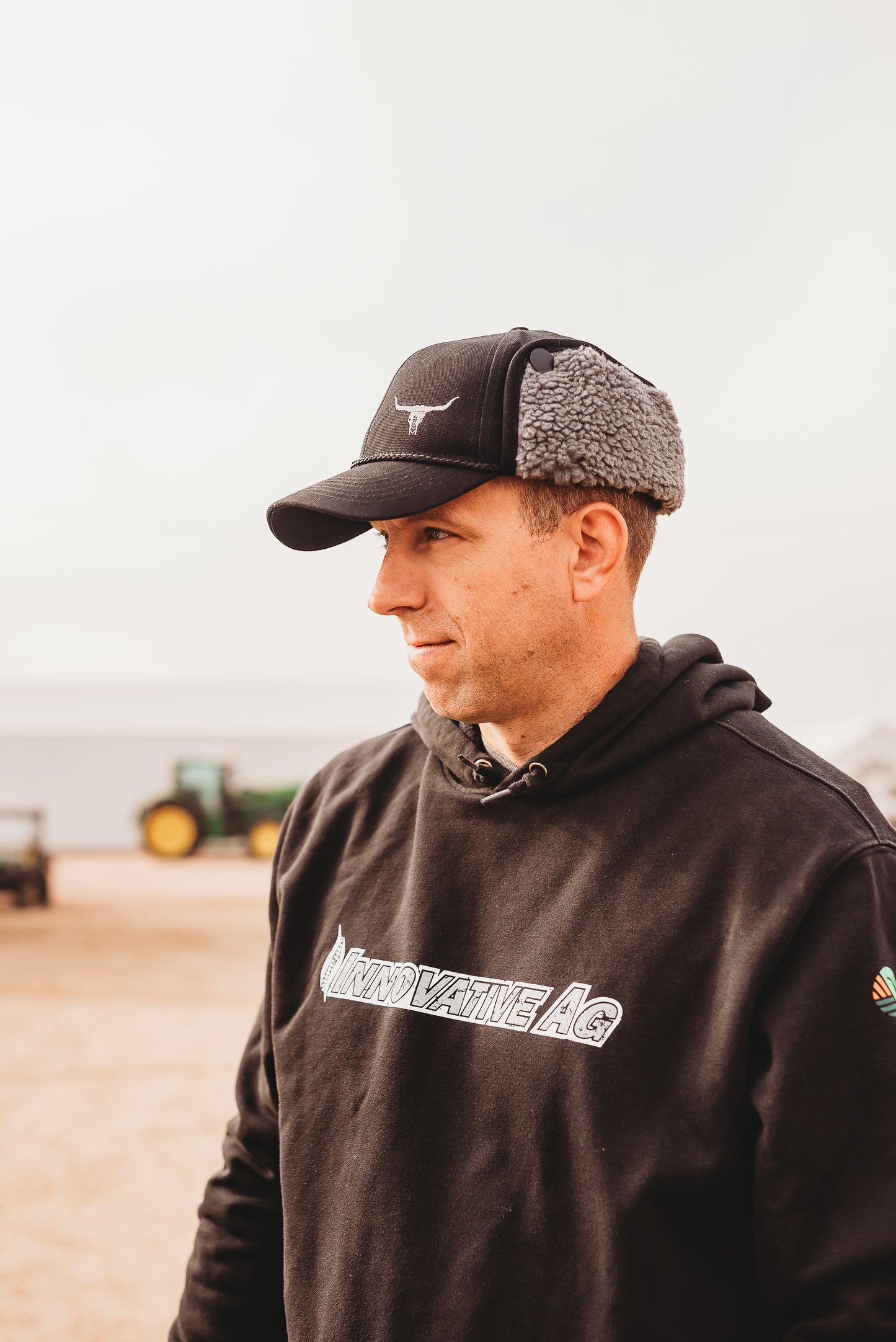 MEN's Black Ironwood-Trapper Hat